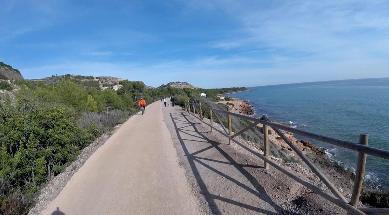 Apartamentos Centro Benicasim بينيكاسّين المظهر الخارجي الصورة